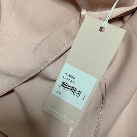 KEEPSAKE the Label No Limits Dress - Picture 8 of 8